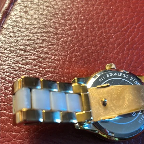 Michael Kors Gold and Cream Bracelet Watch - Picture 5 of 6